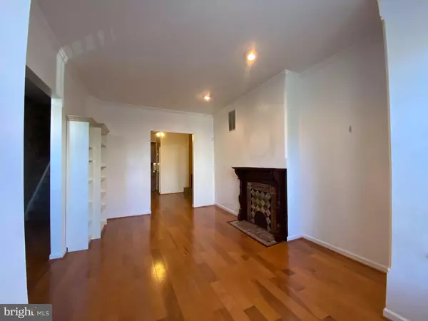 Washington, DC 20002,833 11TH ST NE