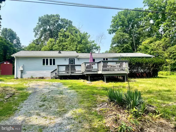 Harpers Ferry, WV 25425,33 RIVER VIEW DR