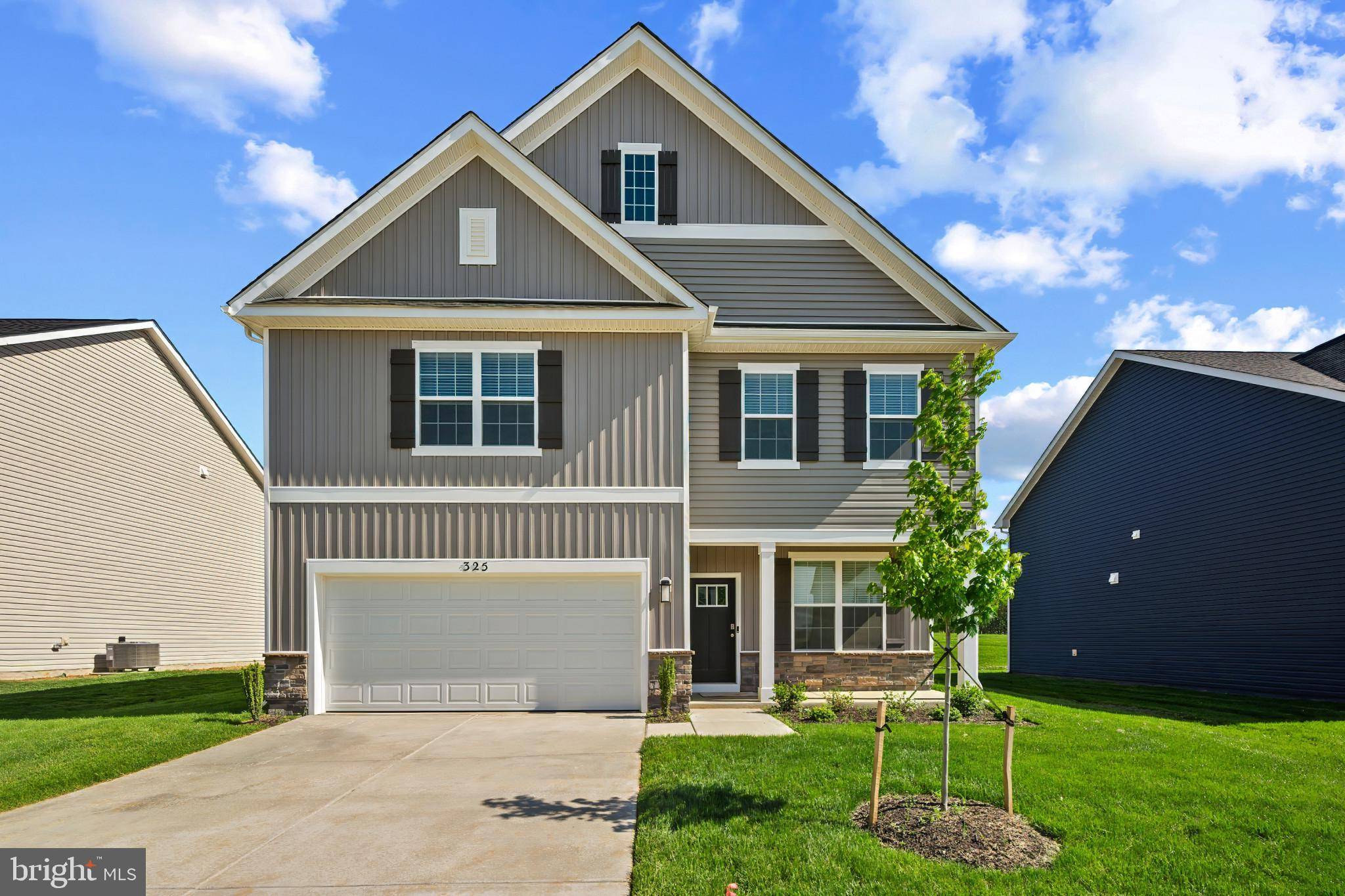 325 ATKINSON ST, Shenandoah Junction, WV 25442