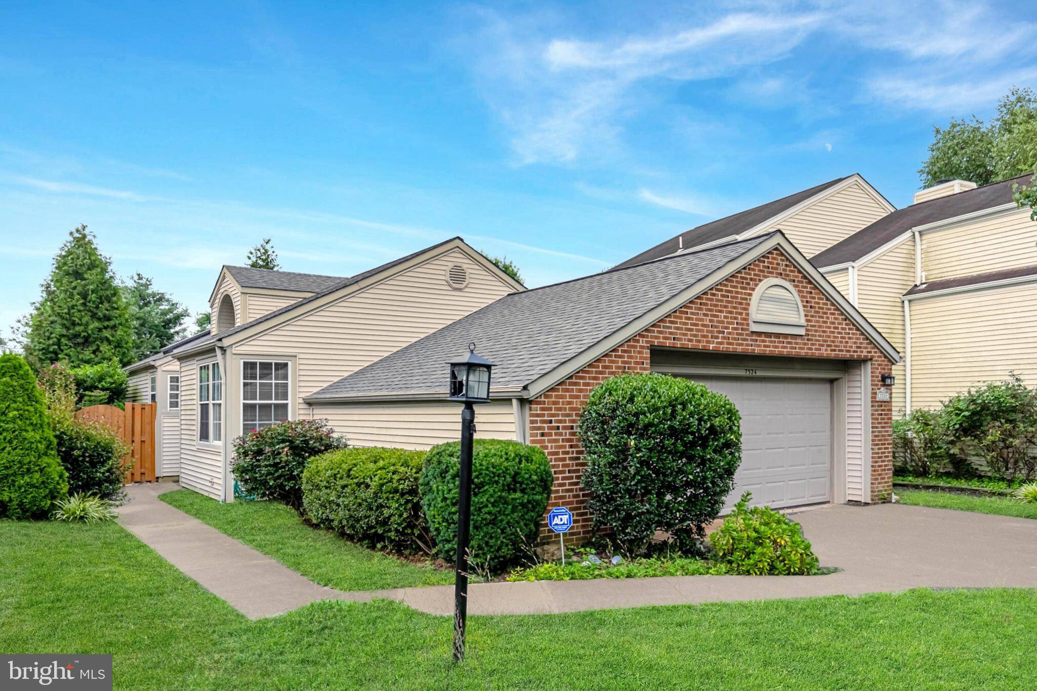 7524 CROSS GATE LN, Alexandria, VA 22315