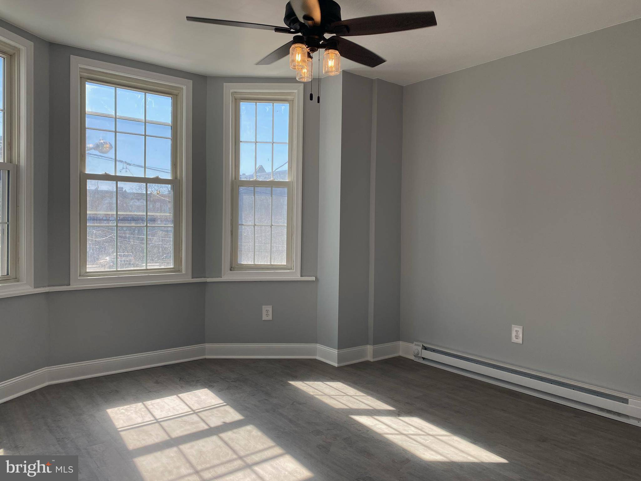 Philadelphia, PA 19133,1223 W SILVER ST #2