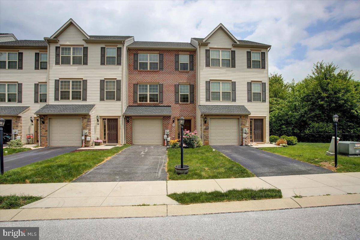 New Oxford, PA 17350,80 KATELYN DR