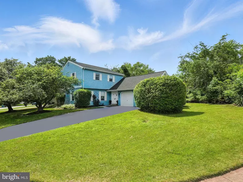 111 ELM TREE LN, Sterling, VA 20164