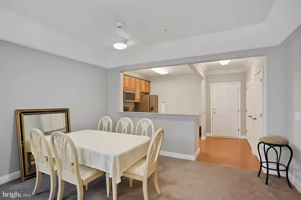 Manassas, VA 20110,9204 CHARLESTON DR #201