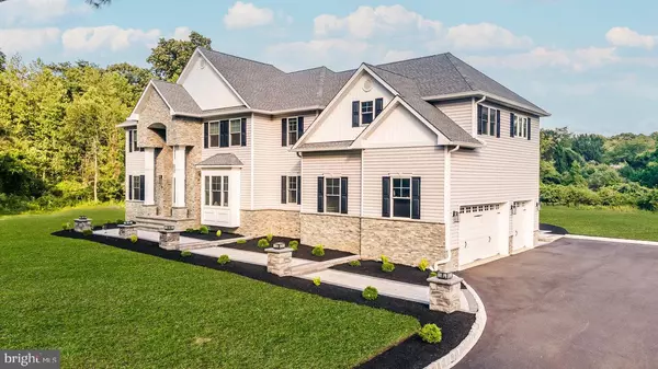 9 GREGORY CT, Monroe Twp, NJ 08831