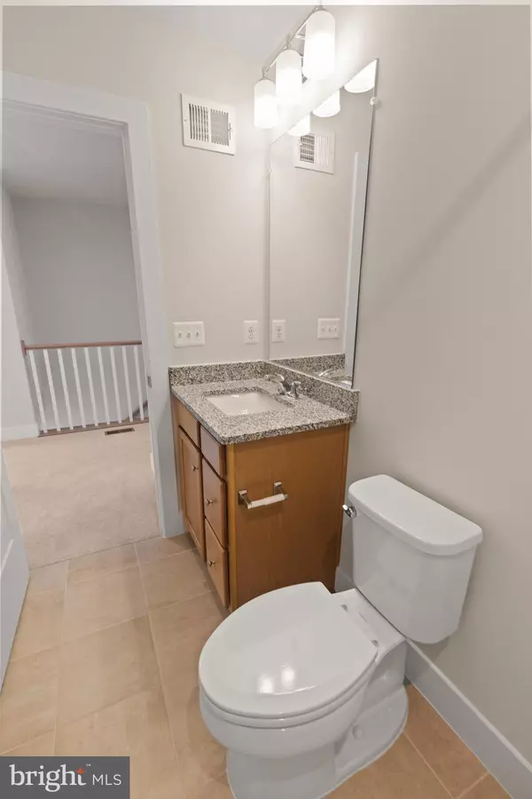 Manassas, VA 20110,10512 HINTON WAY