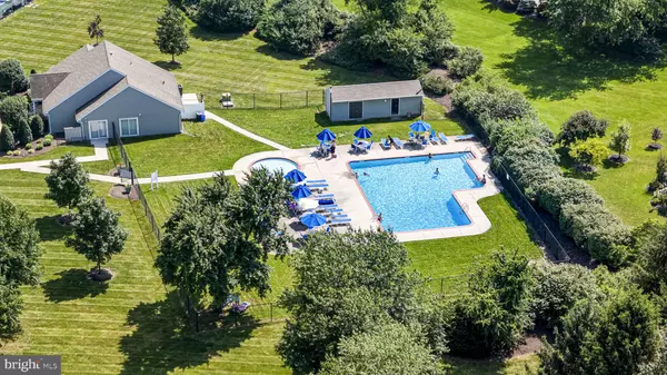 Reading, PA 19610,228 HAWTHORNE CT N