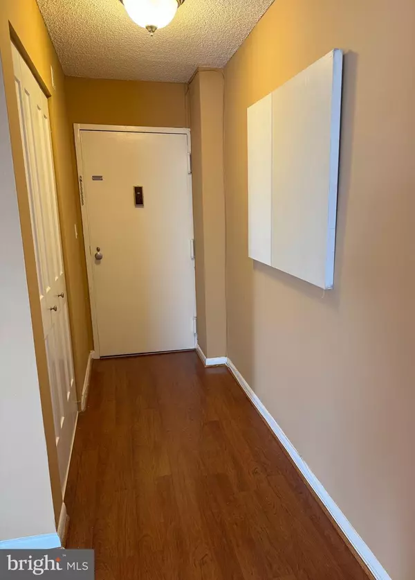 Towson, MD 21286,205 E JOPPA RD #808