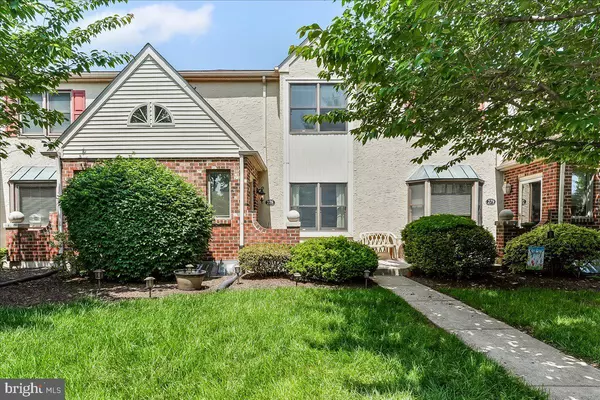 278 STONE RIDGE #278, Norristown, PA 19403