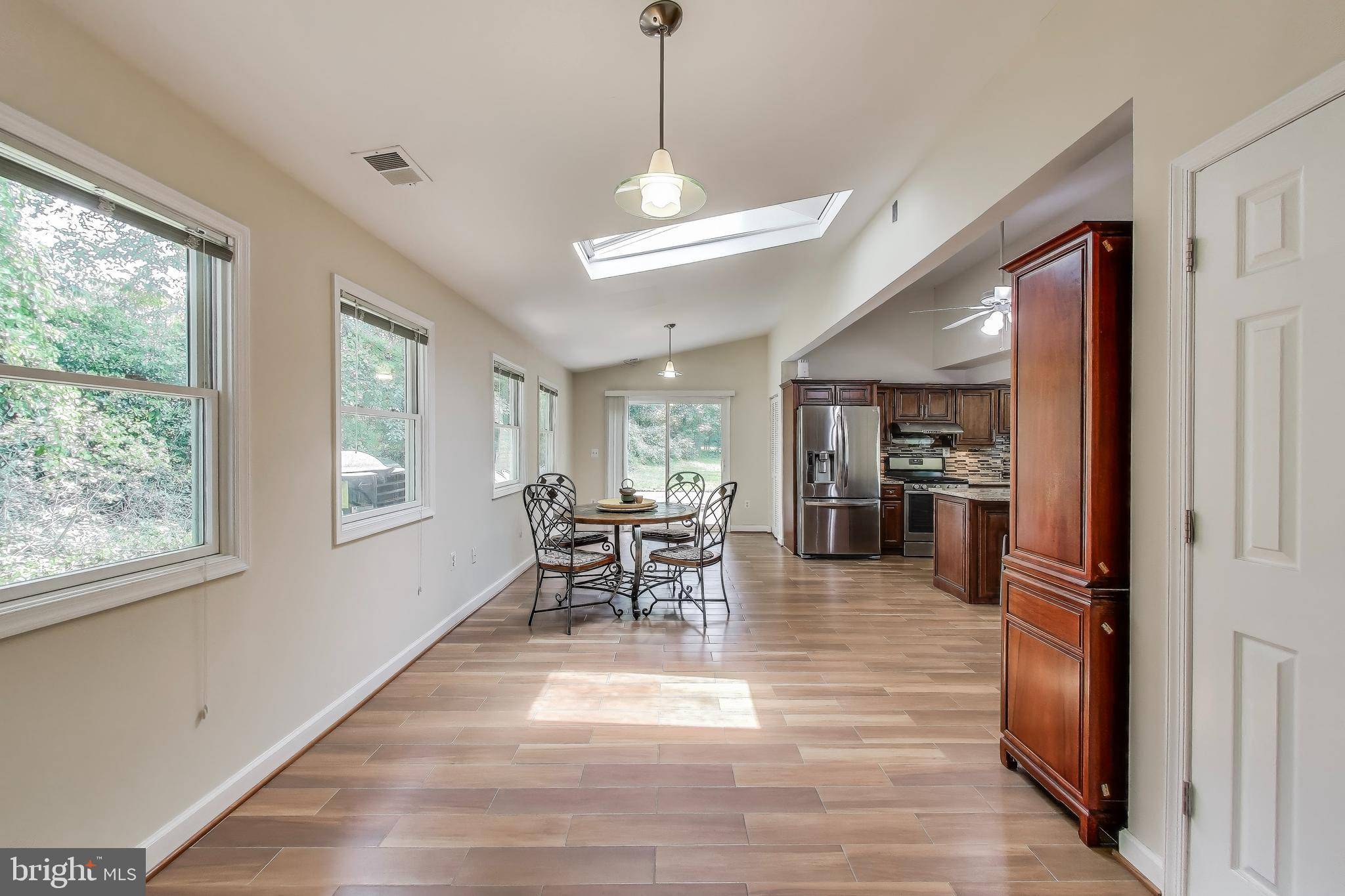 Annandale, VA 22003,3603 JOHN CT