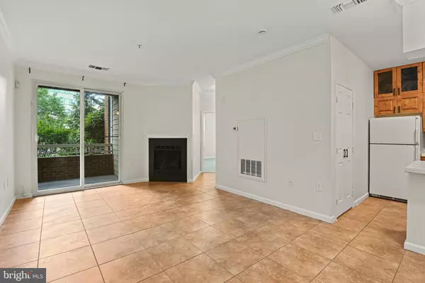 Herndon, VA 20170,12901 ALTON SQ #102