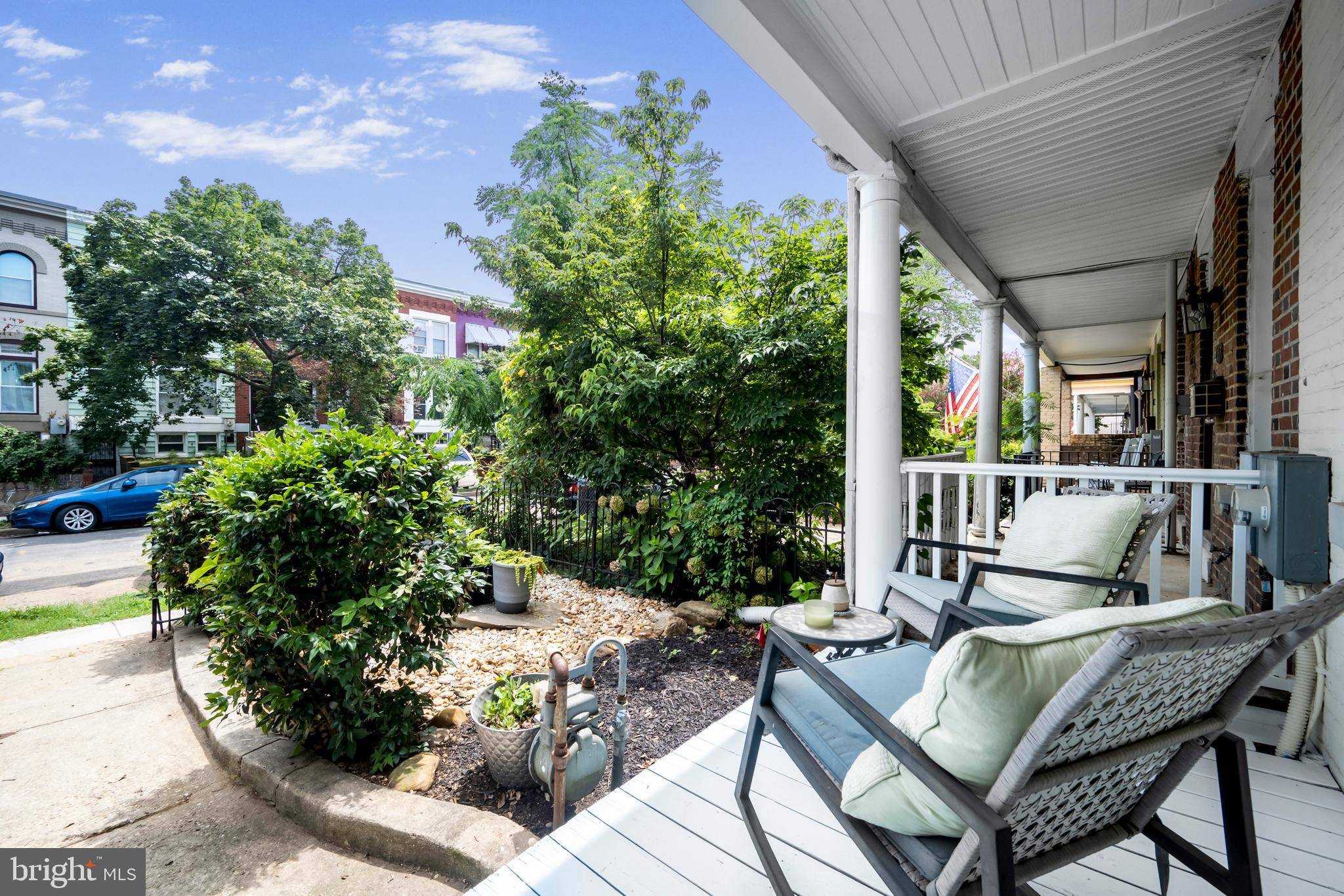 Washington, DC 20003,315 16TH ST SE
