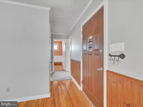 Annville, PA 17003,1483 E WALNUT ST