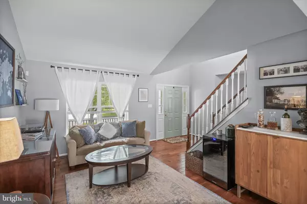 Mount Laurel, NJ 08054,14 VASSAR RD