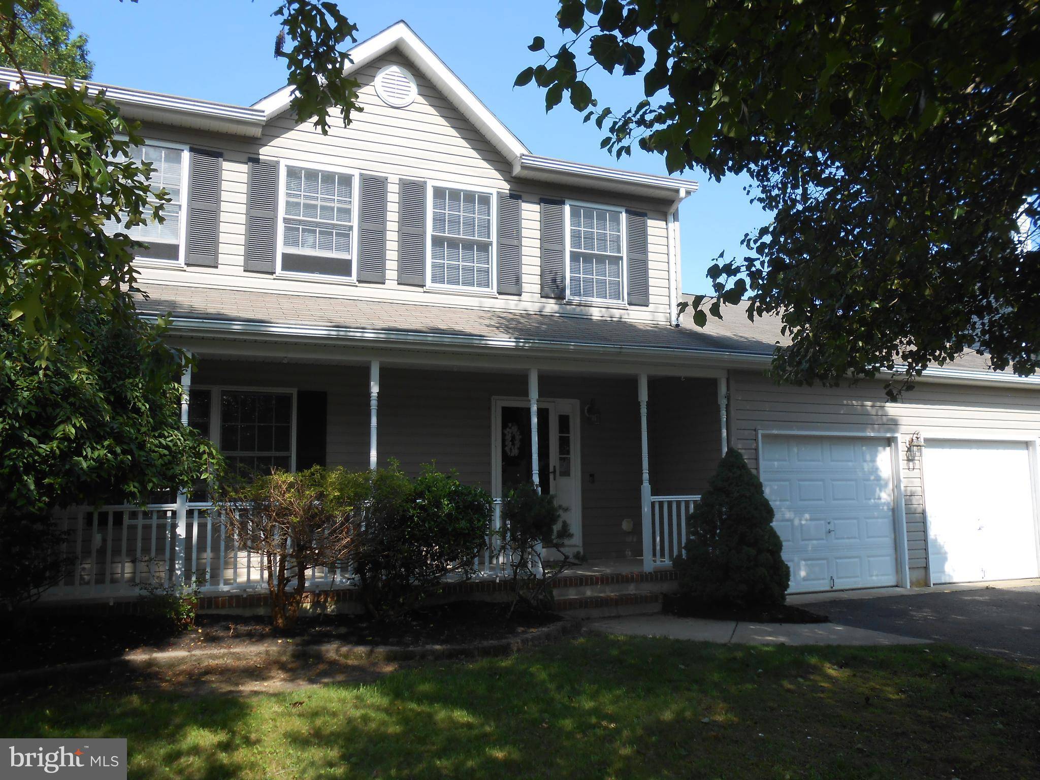 Manahawkin, NJ 08050,483 CORAL LN