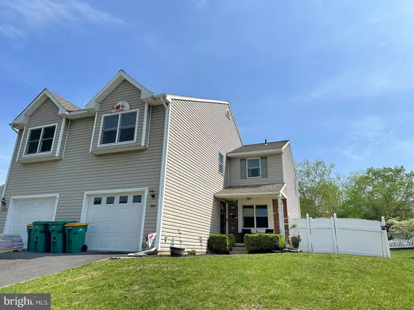 584 MEADOW LN,  Pennsburg,  PA 18073