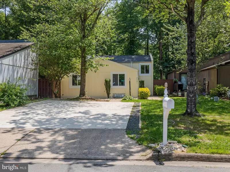 2231 SANIBEL DR, Reston, VA 20191