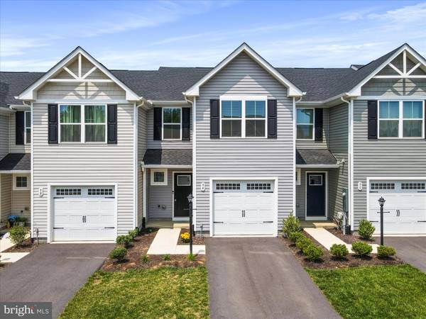 Hedgesville, WV 25427,94 CALAIS PL