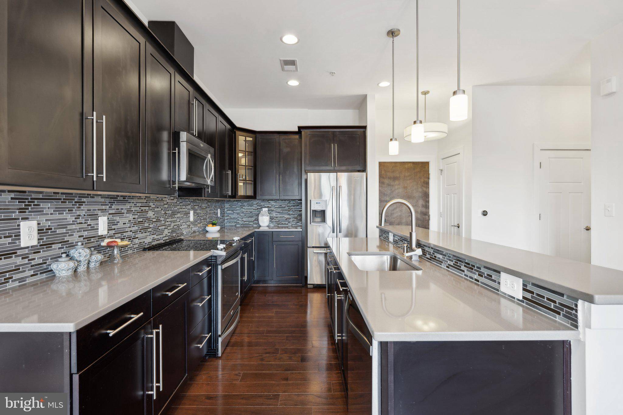Arlington, VA 22204,1107 S WALTER REED DR S #502