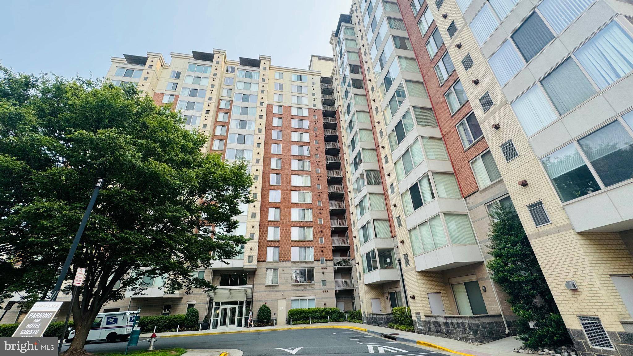 2726 GALLOWS RD #807, Vienna, VA 22180