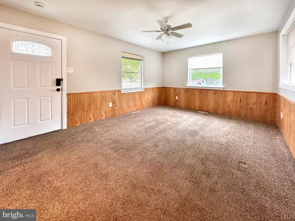 Millville, NJ 08332,903 SHAR LANE BLVD