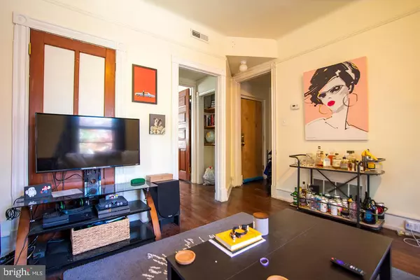 Philadelphia, PA 19104,3512 LANCASTER AVE #UNIT 2E