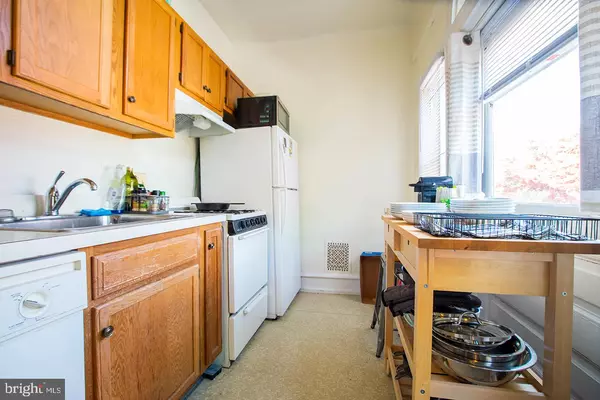 Philadelphia, PA 19104,3512 LANCASTER AVE #UNIT 2E