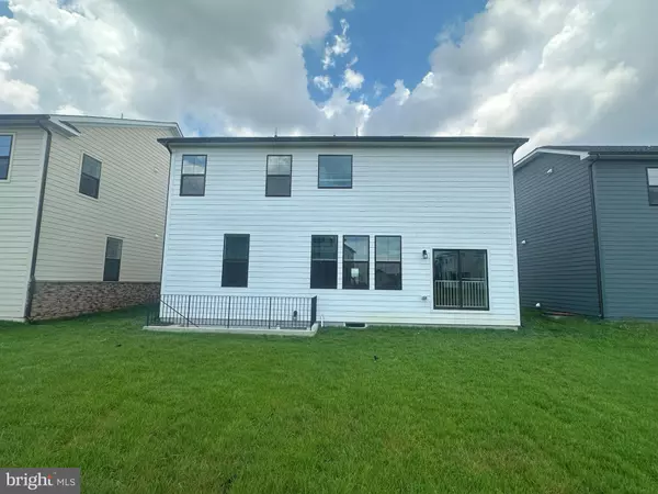 Frederick, MD 21701,352 CARROLL WALK AVE