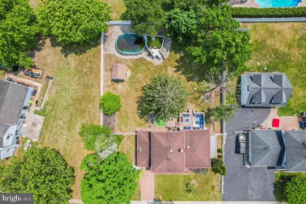 Howell, NJ 07731,50 BURTON DR