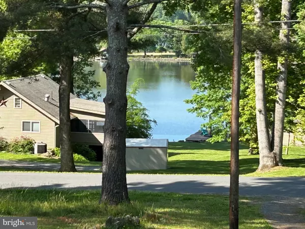 Louisa, VA 23093,1346 N LAKESHORE DR