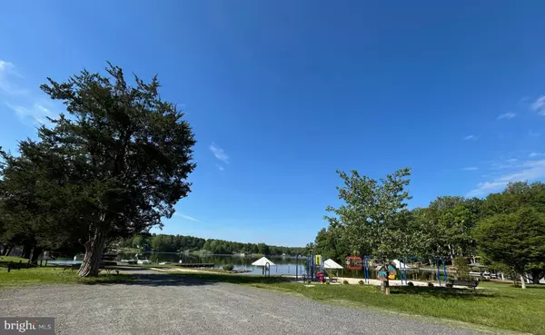 Louisa, VA 23093,1346 N LAKESHORE DR