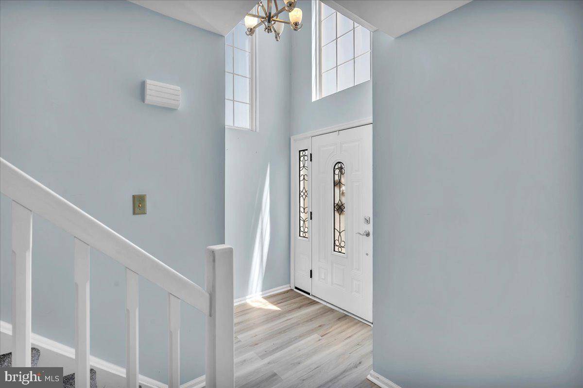 Mullica Hill, NJ 08062,212 STRAWBRIDGE LN