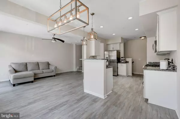 Chantilly, VA 20152,25206 BRIARGATE TER