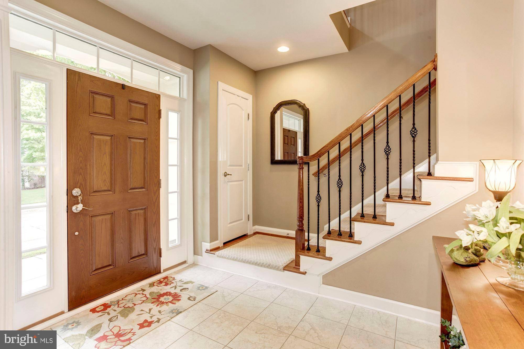Chantilly, VA 20152,24960 CASTLETON DR
