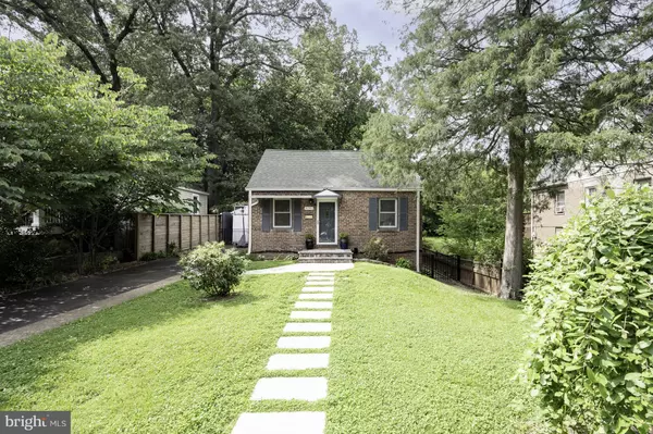 Arlington, VA 22207,4741 20TH ST N