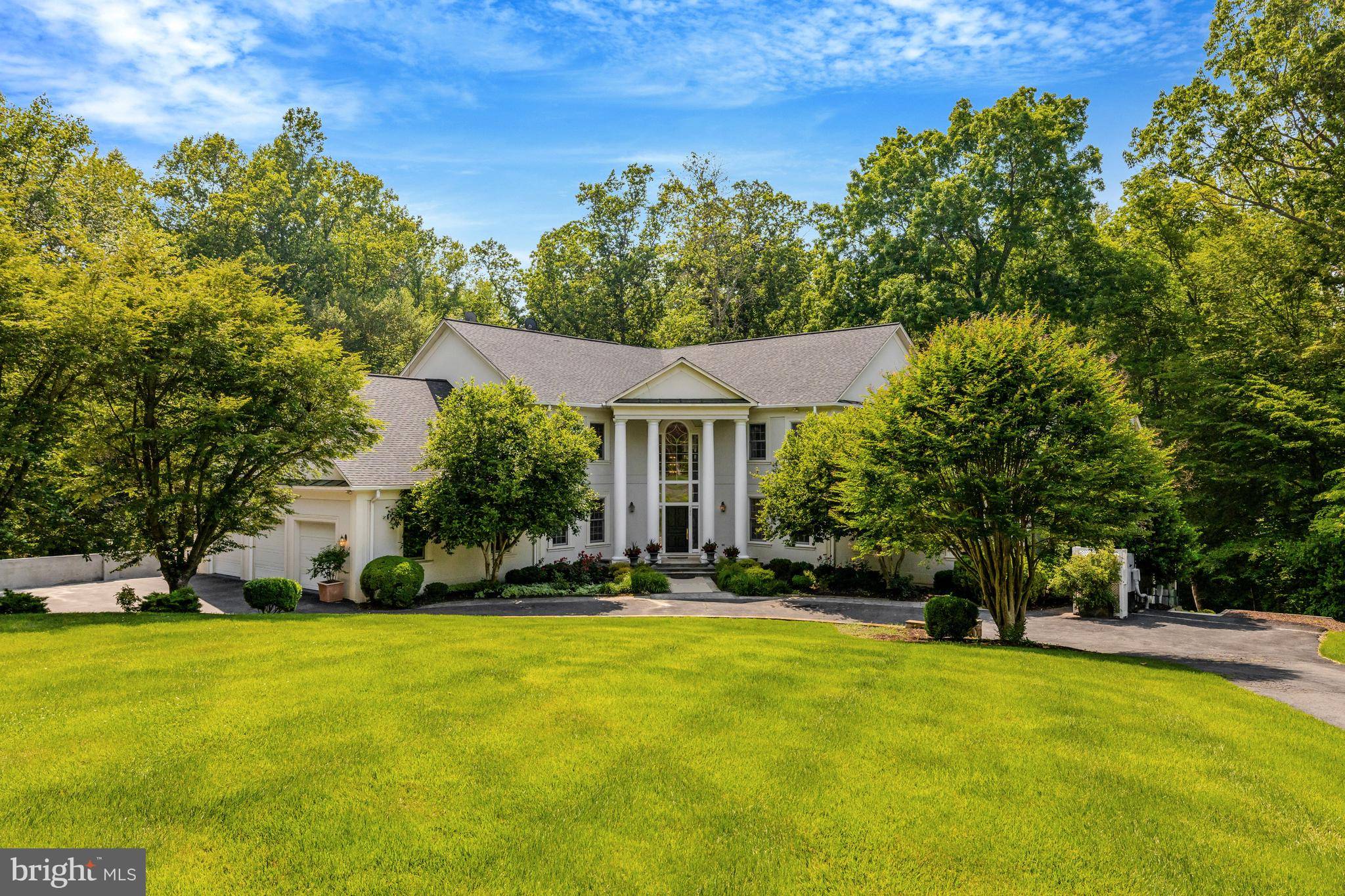 Great Falls, VA 22066,180 RIVER PARK DR