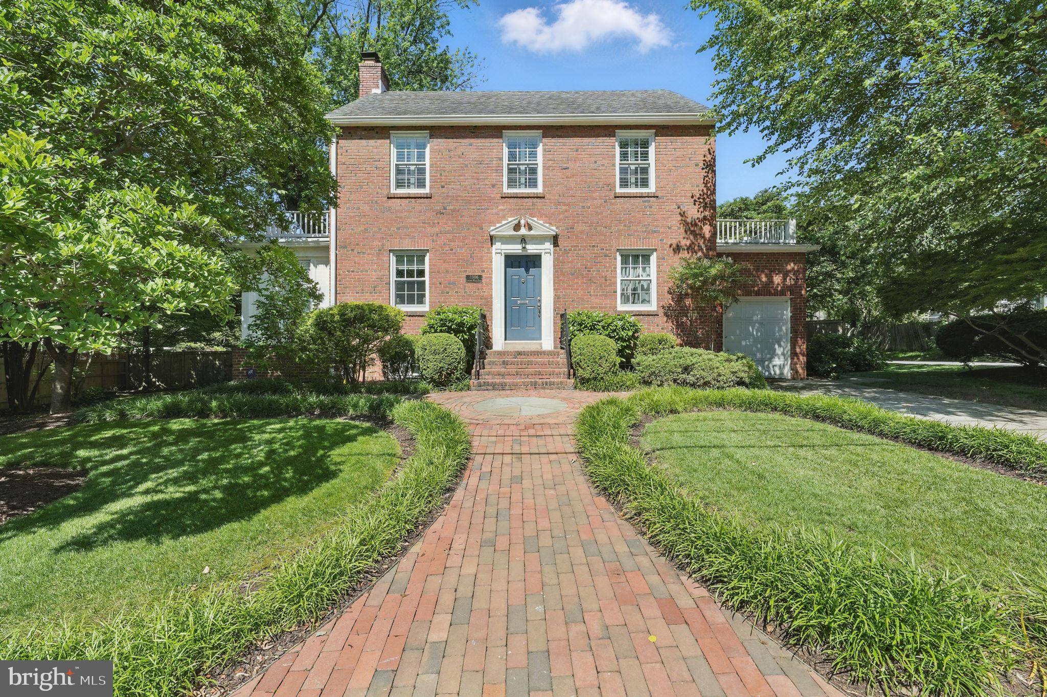 2306 CAMERON MILLS RD, Alexandria, VA 22302
