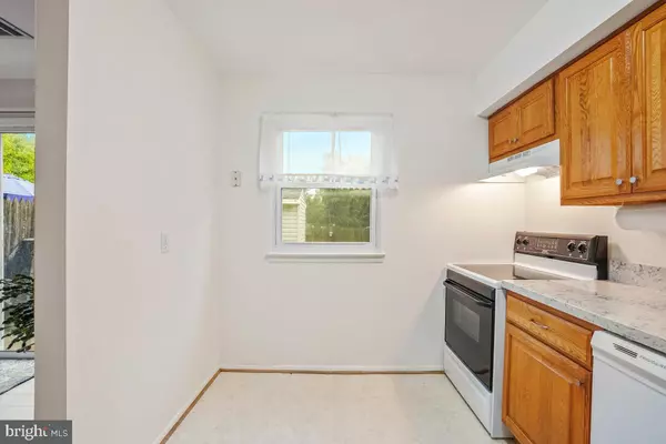 Laurel, MD 20707,7719 HAINES CT