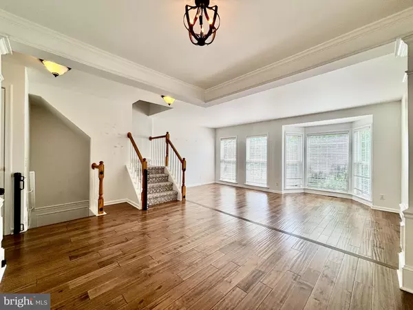 Delran, NJ 08075,23 LILYBERRY PL