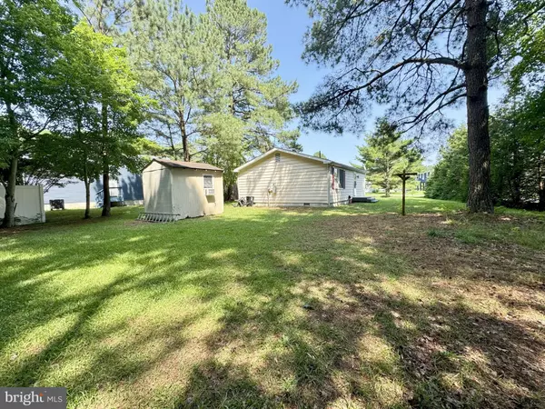 Selbyville, DE 19975,38884 CAPTAINS LN