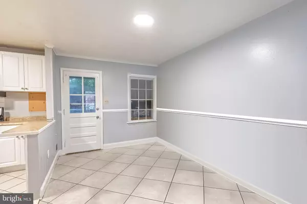 Manassas, VA 20110,9832 BUCKNER RD