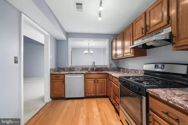 Falls Church, VA 22042,7620 WILLOW POINT DR #7620