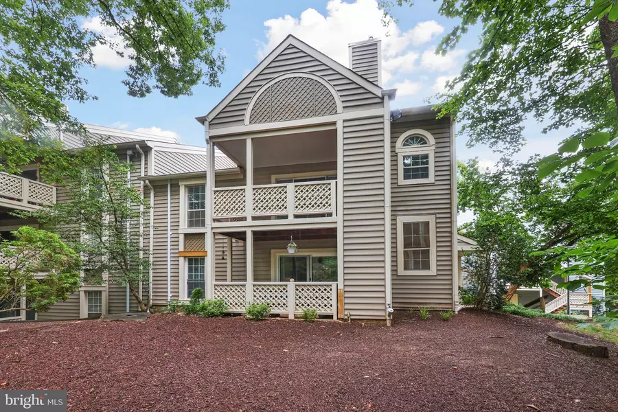 7620 WILLOW POINT DR #7620, Falls Church, VA 22042