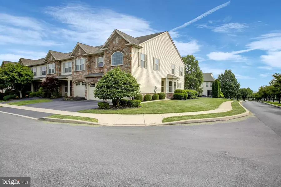 447 NURSERY DR N, Mechanicsburg, PA 17055