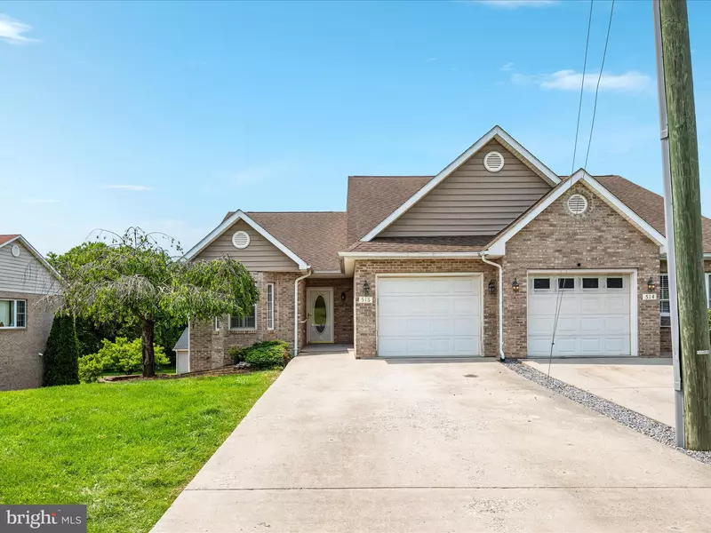 516 S WATER ST, Woodstock, VA 22664