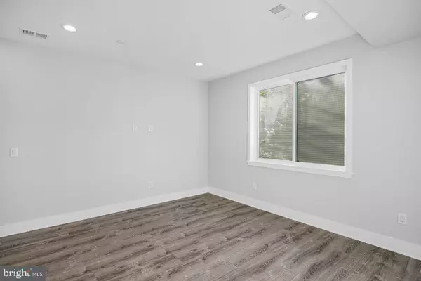Philadelphia, PA 19122,1302 N MARSHALL ST