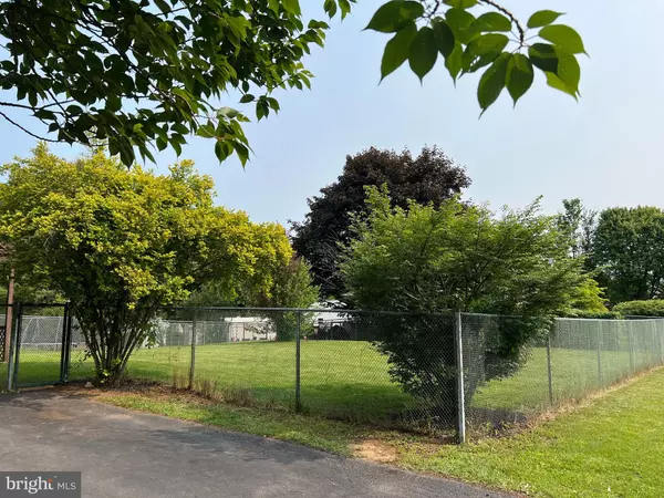 State College, PA 16801,2019 CHELSEA LN