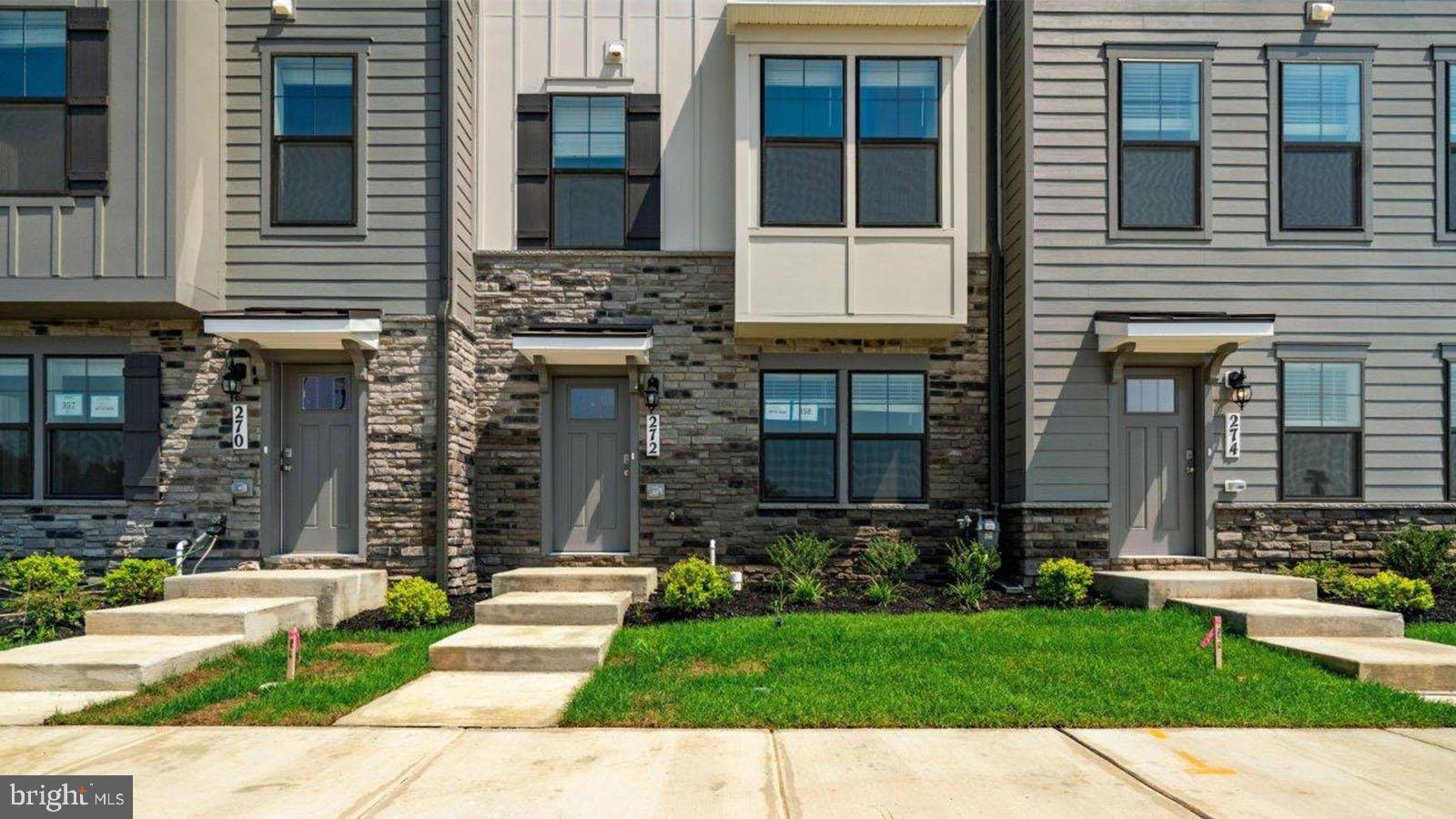 728 COMPASS WAY, Frederick, MD 21701