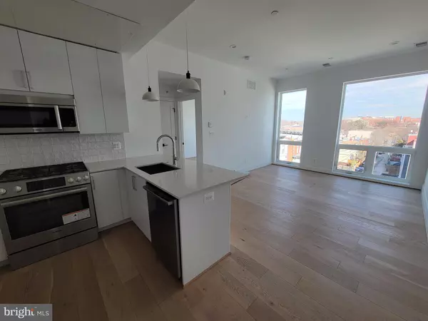 Washington, DC 20001,2905 GEORGIA AVE NW #303