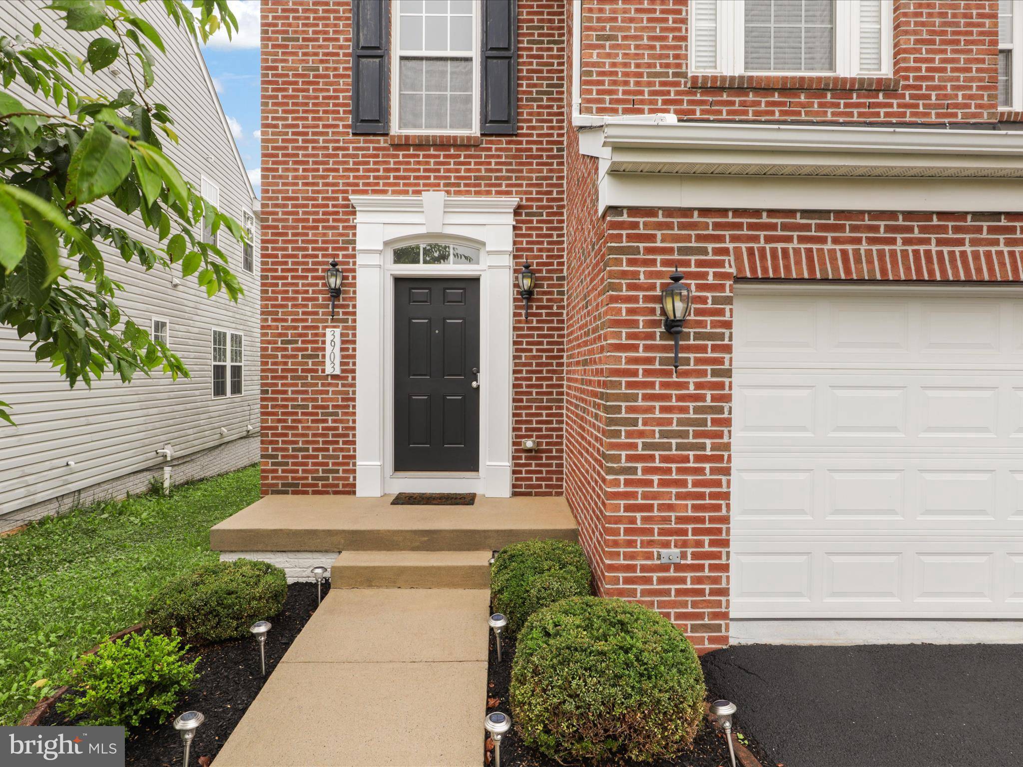Chantilly, VA 20151,3903 BEEKER MILL PL